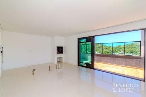 img-33-1.jpg-name-02f54b3f39274430e033fd8a72a3cc11e431aebe5a08bec211e70f44c07930c1-1