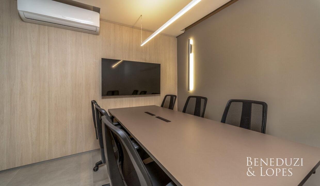 sala_de_reunioes_12-06-2024-4-1.jpg-name-3ddfeae8c7bc41d70290c2b5c84775d9891952481c4c3182243c5c2ff5909758-1